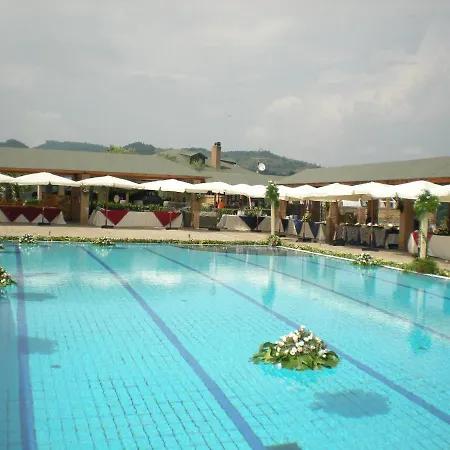 Cascine E Dintorni Otel 3*